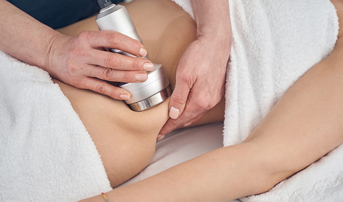 Descubre la ultracavitación de los tratamientos corporales del centro de estética mari nati
